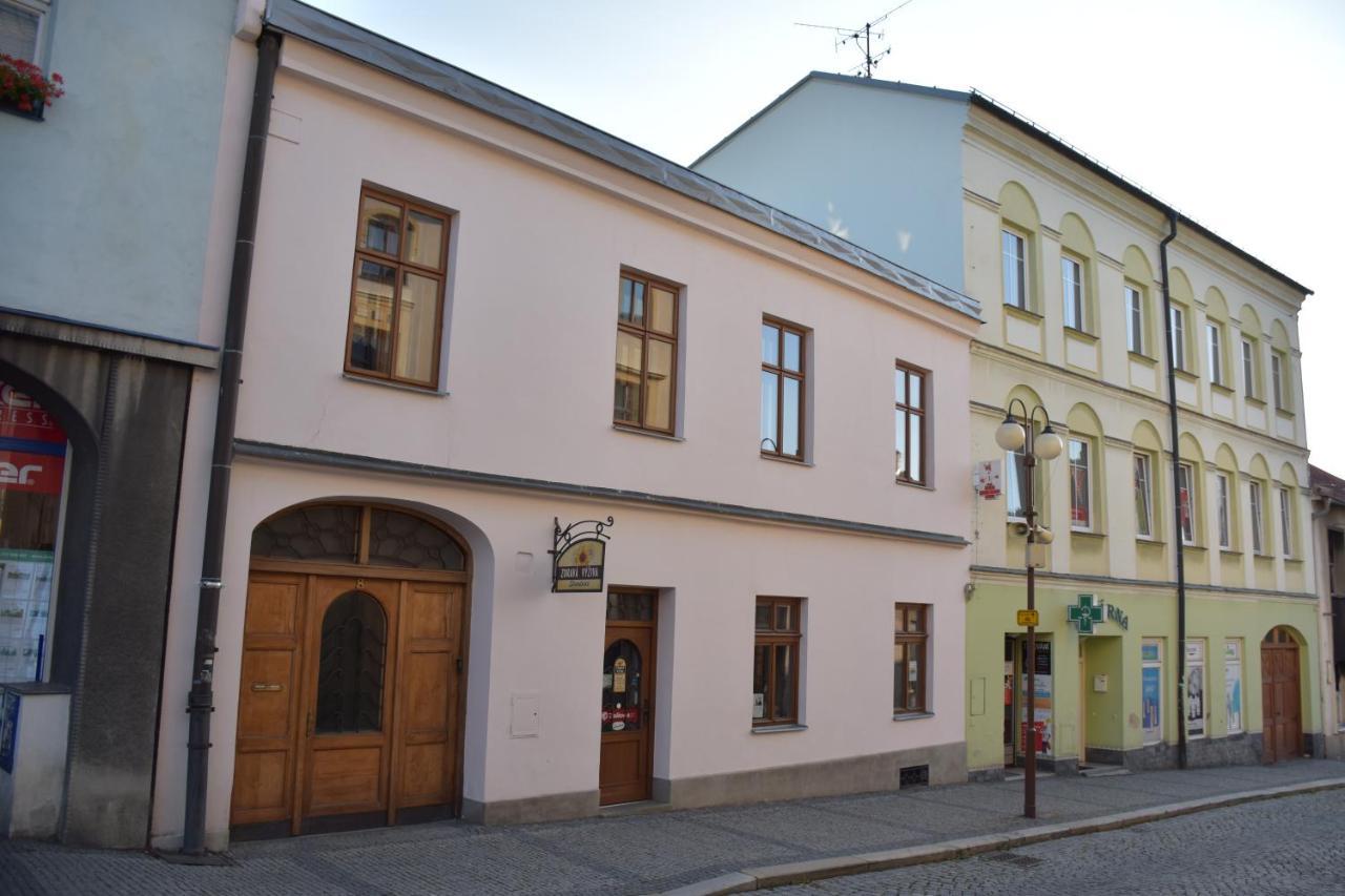 Lovecký Apartmán na náměstí ve Frenštátě pod Radhoštěm Frenštát pod Radhoštěm Exteriér fotografie
