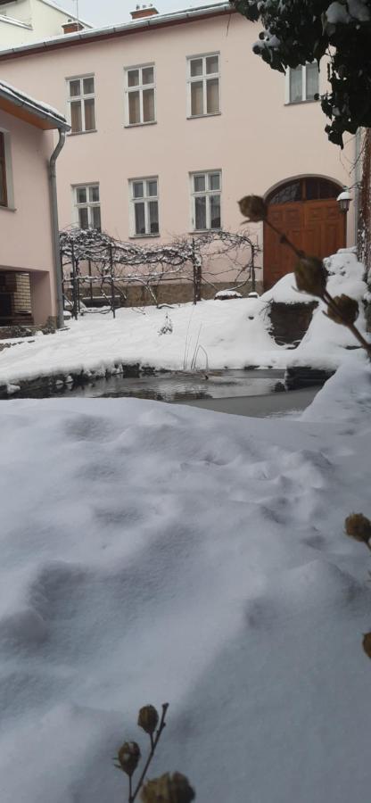 Lovecký Apartmán na náměstí ve Frenštátě pod Radhoštěm Frenštát pod Radhoštěm Exteriér fotografie